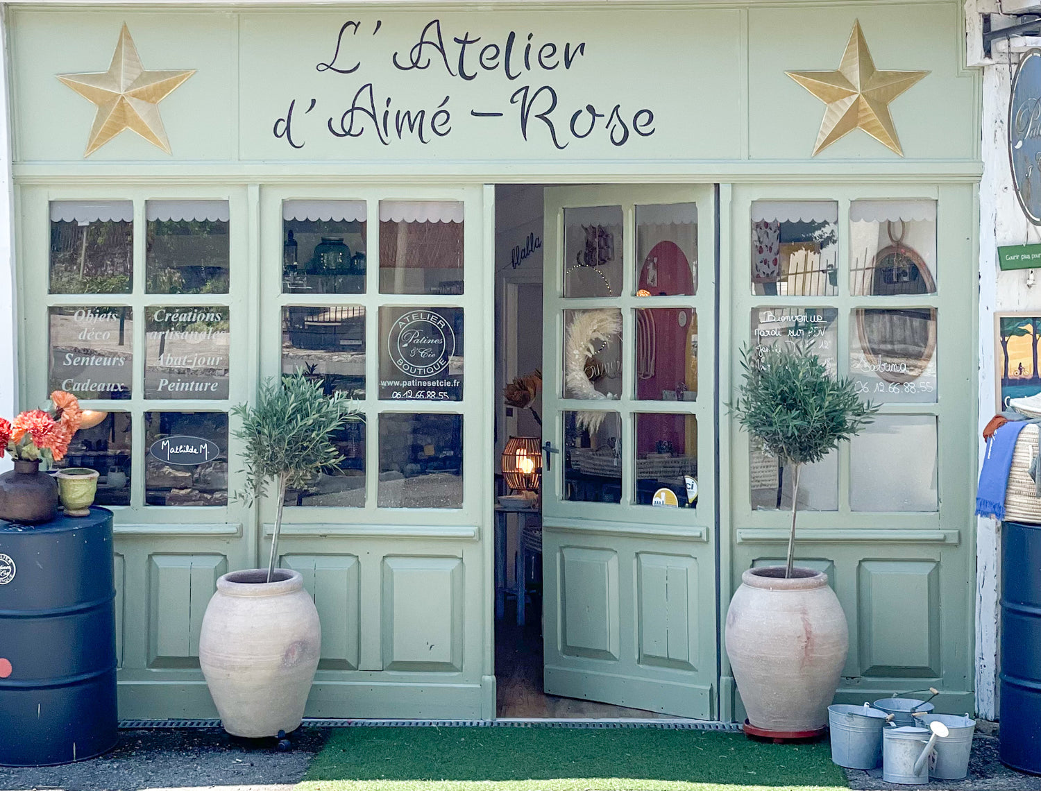 Vitrine de la boutique de l’Atelier d’Aimé-Rose